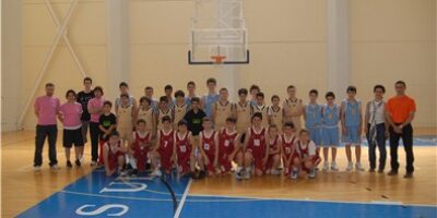 350 participantes, 8 clubes y 26 equipos en el VI Día del Baloncesto