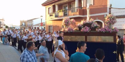 Manzanilla celebra la Cruz Camino del Campo