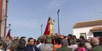 La patrona villalbera regresa a su ermita, donde presencia la toma de posesión de la nueva Hermana Mayor