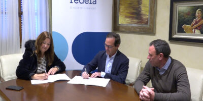 Chucena firma un acuerdo de colaboración con la Red Eléctrica España