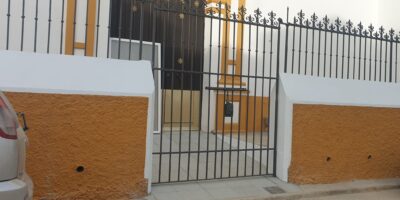 Chucena mejora el acceso a la parroquia y a la calle trasera del templo