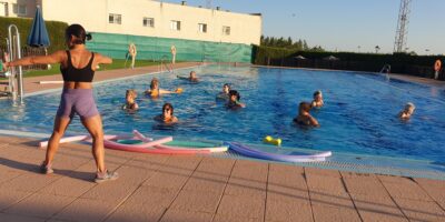 Aquagym, una actividad para seguir en movimiento en Chucena