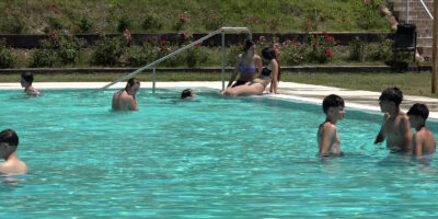 Valverde planta cara al verano con su refrescante piscina a pleno rendimiento