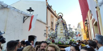 Devoción y fe en Hinojos por Santa María Magdalena