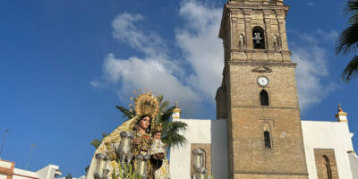 Día de los Fieles Difuntos: La Virgen del Carmen de Paterna recorre el cementerio municipal