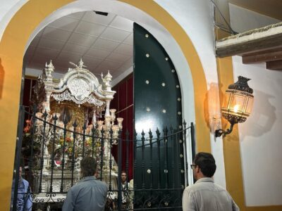 La Palma cerraba sus puertas en respeto y recuerdo a su hermano fallecido durante el camino