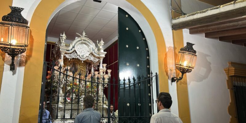 La Palma cerraba sus puertas en respeto y recuerdo a su hermano fallecido durante el camino
