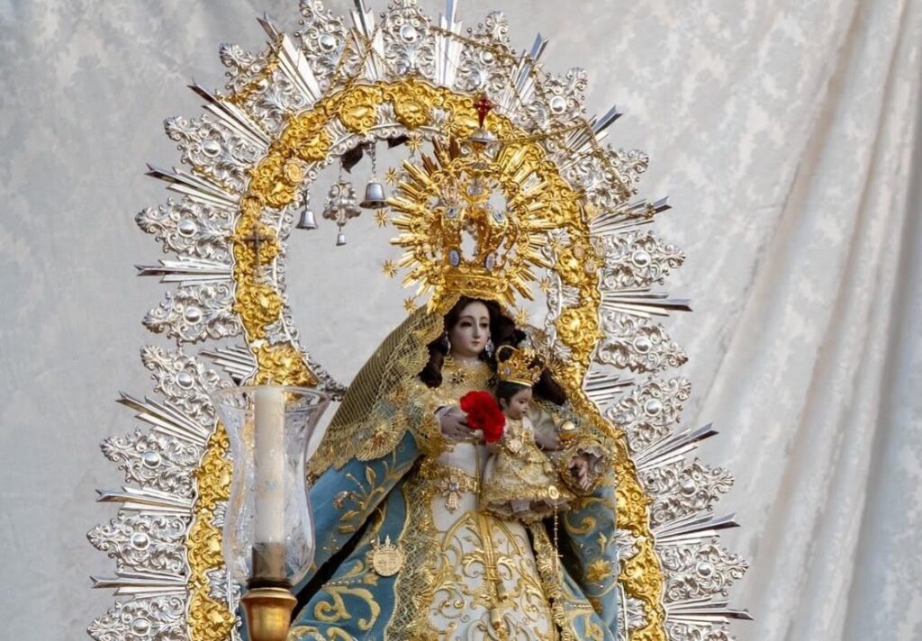 Un sueño para los calañeses: la coronación de su patrona ya es una realidad. Fuente: Diputación de Huelva