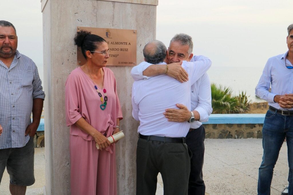Matalascañas rinde homenaje al entrañable de Rafael Pichardo “El Totino”. Fuente: Ayto. Almonte