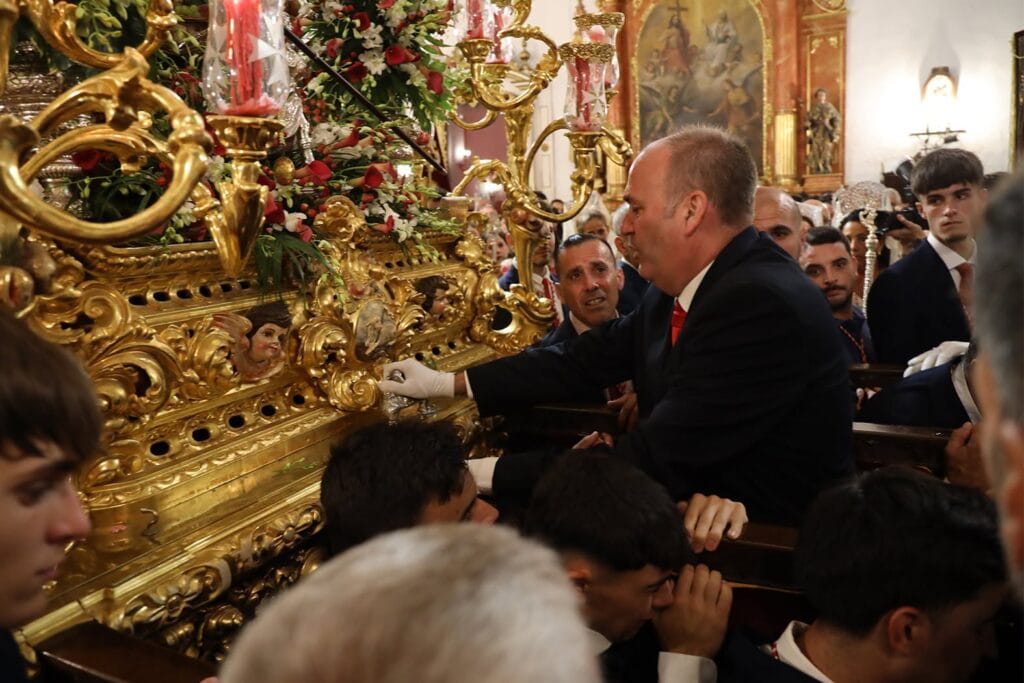 La procesión de San Juan Bautista pone el broche de oro a las fiestas de San Juan del Puerto 