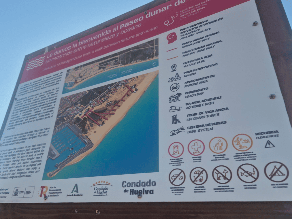 Inauguradas las pasarelas desde la playa de las Dunas a la playa de Chicago de Mazagón, en término de Palos