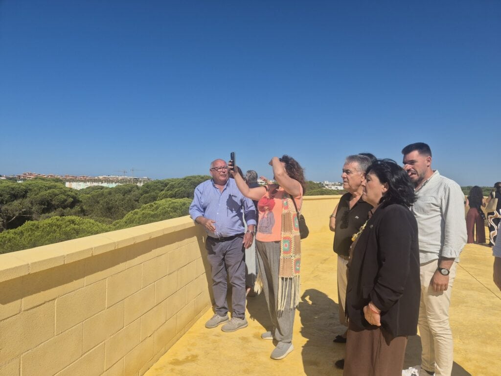 El Atlántico y un mar de pinos unidos en el Nuevo Mirador Puerto de Doñana de Matalascañas 
