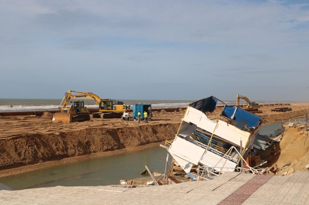 Almonte culmina en tiempo récord la recuperación del paseo marítimo de Matalascañas
